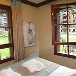 151 Manoir Savoie - Arc 1950 *